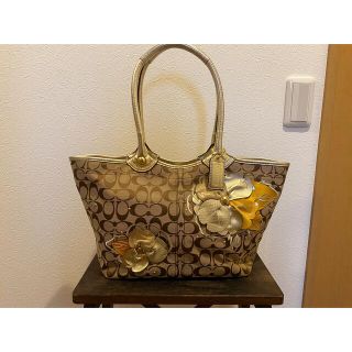 コーチ(COACH)の【COACH】ブリーカーシグネチャーフローラル 花柄(トートバッグ)