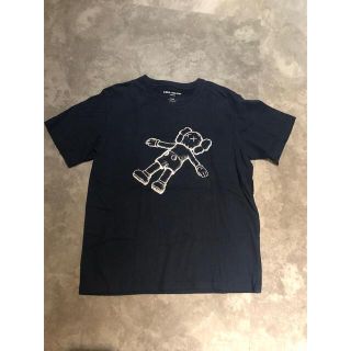 ホリデイ(holiday)のKAWS × HOLIDAY Navy TEE   L 美品(Tシャツ/カットソー(半袖/袖なし))