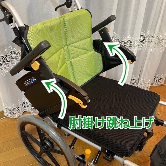 ♿美品 介助式 軽量スリム 自立リハビリ訓練に最適 とても便利な多機能 車椅子 その他のその他(その他)の商品写真