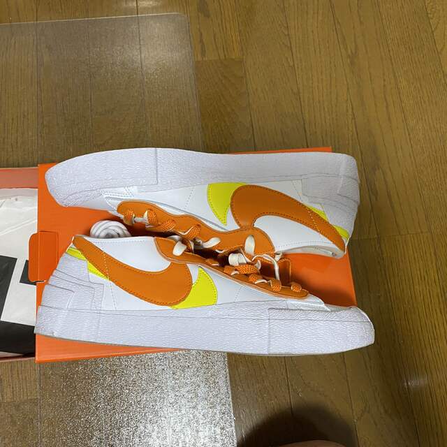 NIKE(ナイキ)のSACAI × NIKE BLAZER LOW "MAGMA ORANGE" メンズの靴/シューズ(スニーカー)の商品写真