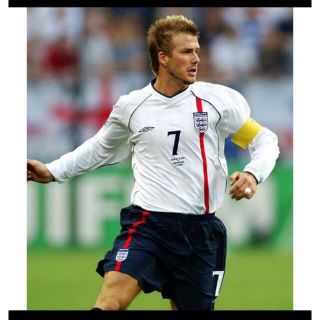 Beckham イングランド代表 2002オーセンティックユニフォーム長袖