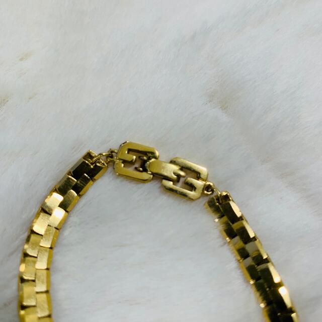 GIVENCHY(ジバンシィ)のgivenchy ジバンシー　ゴールドブレスレット レディースのアクセサリー(ブレスレット/バングル)の商品写真