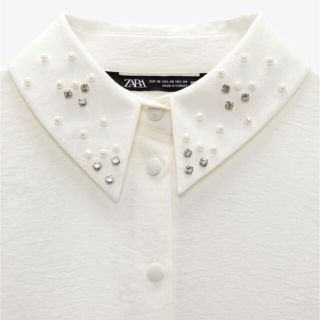 新品 ZARA 高級ライン 前面ビーズ ビジュー付トップス 半袖カットソー