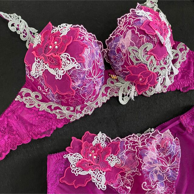 サルート♥店舗限定 39G アテナ D70 ノーマルM GY