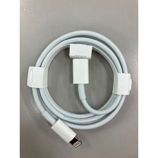 アップル(Apple)の【Apple純正】USB-C Lightningケーブル 1m 新品未使用(バッテリー/充電器)