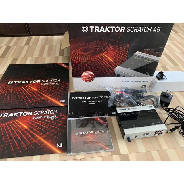 Traktor Scratch A6 楽器のDJ機器(PCDJ)の商品写真