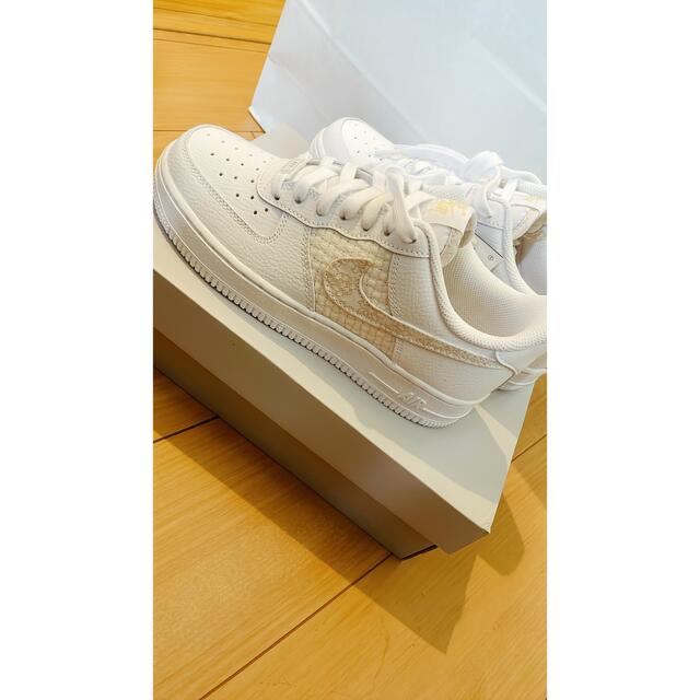 新品未使用 日本国内購入 NIKE 24cm エアーフォース1 大人気