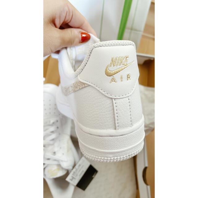 新品未使用 日本国内購入 NIKE 24cm エアーフォース1 大人気