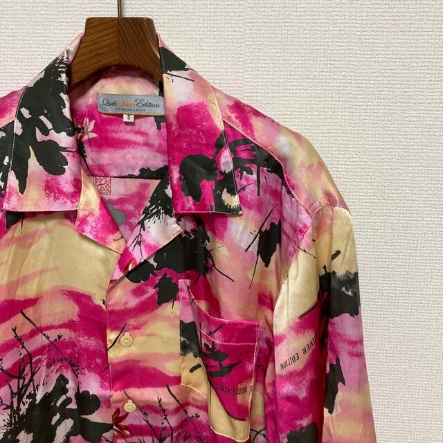 QUIKSILVER(クイックシルバー)の良品◆クイックシルバー◆シルク100 オープンカラー 花柄フラワー アロハシャツ メンズのトップス(シャツ)の商品写真