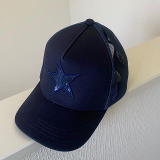 YOSHINORI KOTAKE - ヨシノリコタケ 伊勢丹限定 444 キャップ 白 YOSHINORI KOTAKE - ヨシノリコタケ 伊勢丹限定 444 キャップ 白