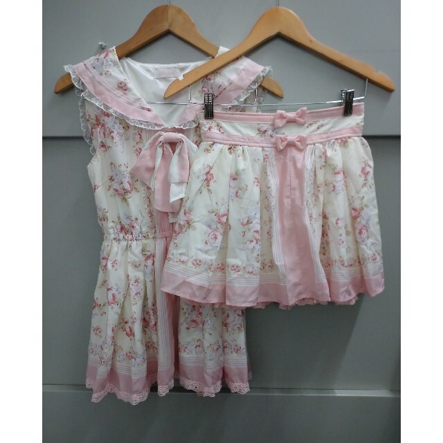 LIZ LISA - 【美品】リズリサ LIZLISA セーラー 花柄 LIZ LISA - 【美品】リズリサ LIZLISA セーラー 花柄