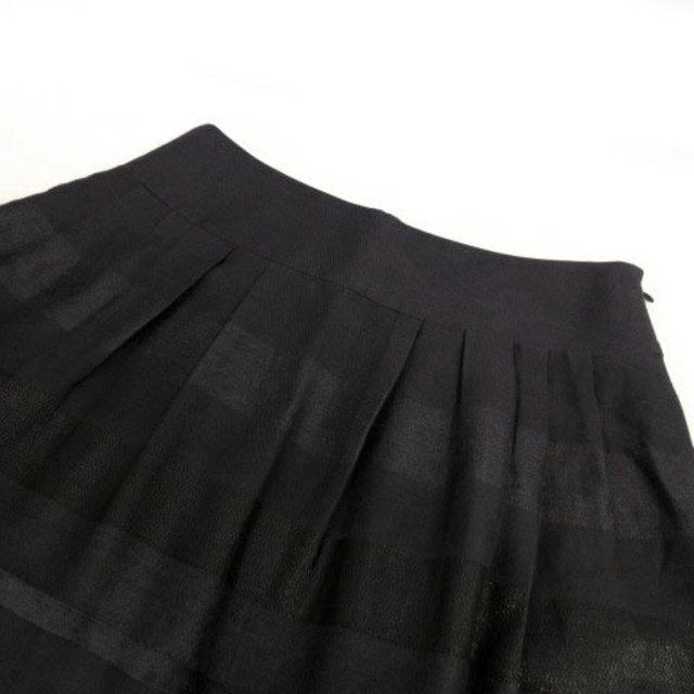 UNTITLED(アンタイトル)のUNTITLED スカート ミディ丈 ラメ ボーダー 紫系 グレーパープル 3 レディースのスカート(ひざ丈スカート)の商品写真