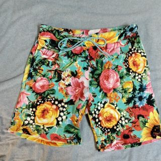 ジョイリッチ(JOYRICH)のジョイリッチ　ハーフパンツ　Lサイズ(ショートパンツ)