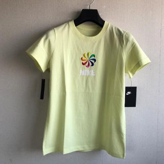 ナイキ(NIKE)のナイキ　レディース　Tシャツ　ルミナスグリーンM　定価4400円(Tシャツ(半袖/袖なし))