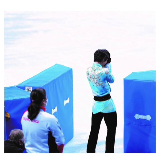 【新品】YUZU'LL BE BACK IV 羽生結弦写真集2021~2022 エンタメ/ホビーのタレントグッズ(スポーツ選手)の商品写真