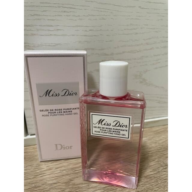 Dior(ディオール)のDior ハンドローション コスメ/美容のボディケア(ボディローション/ミルク)の商品写真