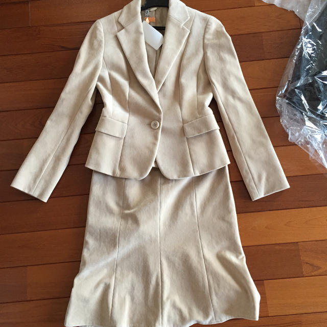 ef-de(エフデ)のエフデ冬物スーツ レディースのフォーマル/ドレス(スーツ)の商品写真