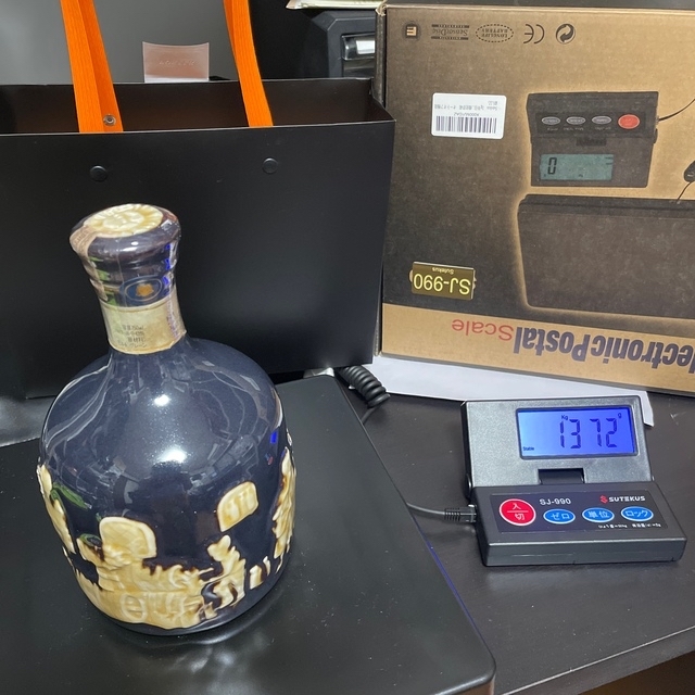サントリー ザ ウイスキー 有田焼SUNTORY THE WHISKY 未開栓 サントリー ザ ウイスキー 有田焼SUNTORY THE WHISKY 未開栓