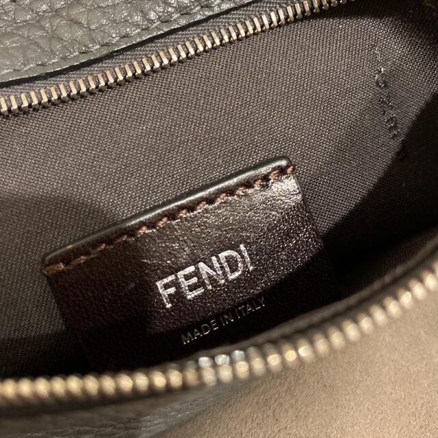 FENDI(フェンディ)の美品！ ☆フェンディ☆ フラット レザー トートバッグ レディースのバッグ(トートバッグ)の商品写真