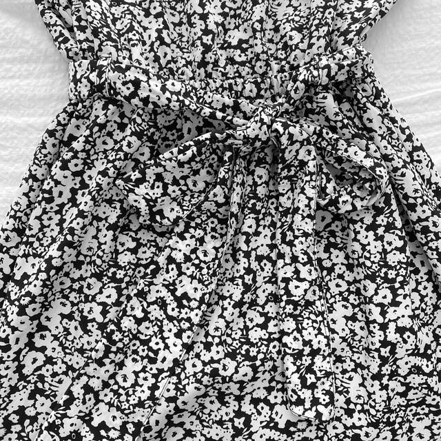 RayCassin(レイカズン)のRayCassin花柄ウエストリボンワンピ レディースのワンピース(ひざ丈ワンピース)の商品写真