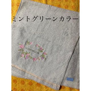 ウェッジウッド(WEDGWOOD)のウェッジウッド フェイスタオル お花刺繍m(タオル/バス用品)