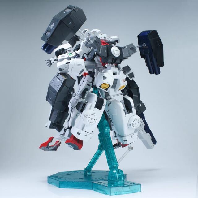 EW社製MG ガンダムヴァーチェ用 装甲パージ状態展示スタンド の通販 by