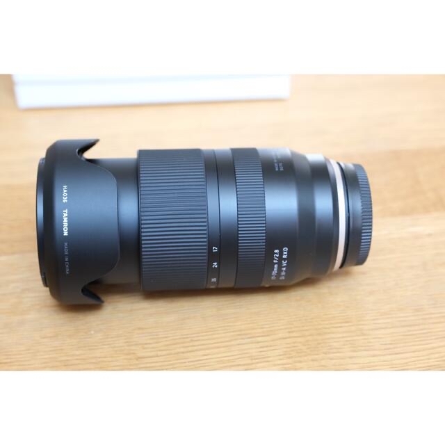 TAMRON(タムロン)のTamron 17-70mm f2.8 di Ⅲ -A VC RXD xマウント スマホ/家電/カメラのカメラ(レンズ(ズーム))の商品写真