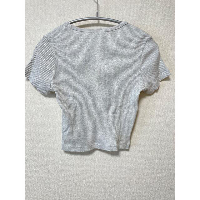UNIQLO(ユニクロ)のユニクロ　クロップドTシャツ レディースのトップス(Tシャツ(半袖/袖なし))の商品写真