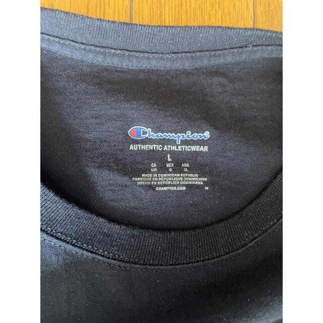 Champion(チャンピオン)のチャンピオン紺色Tシャツ　L メンズのトップス(Tシャツ/カットソー(半袖/袖なし))の商品写真