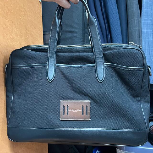 ビジネスバッグ　ショルダーバッグ 斜めがけ コーチ　coach