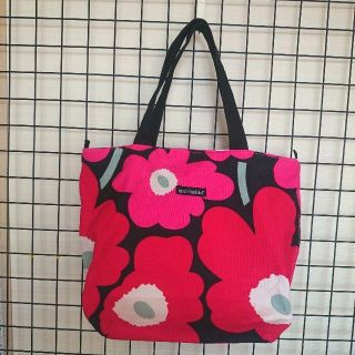 マリメッコ(marimekko)のMarimekko ・A4収納・ウニッコ トートバッグ(トートバッグ)