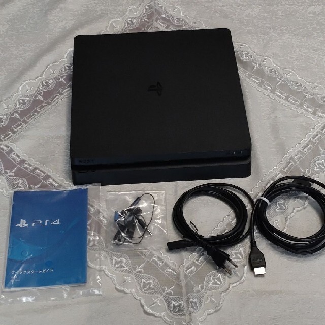 「PlayStation®4 ジェット・ブラック 500GB CUH-2