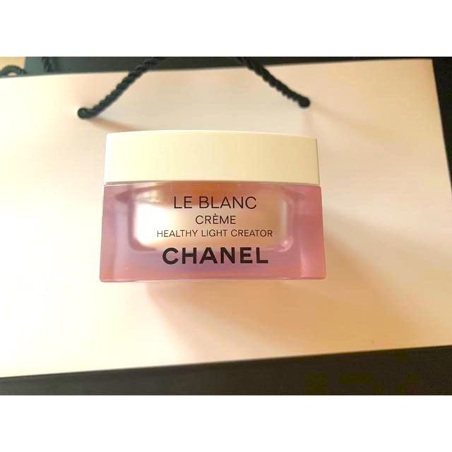 CHANEL - CHANELルブランクリームの通販 by まい's shop｜シャネルならラクマ