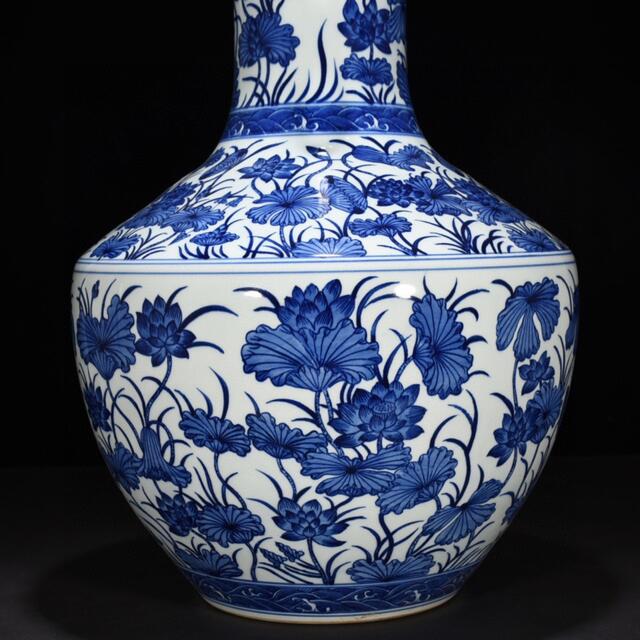 清乾隆 青花 染付 蓮花紋 貫耳瓶 中国美術 高さ60CM 横37CM 4