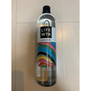 ライフウォーター　LIFE WTR LIFEWATER  1000ml ボトル(登山用品)