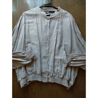 ザラ(ZARA)のザラリネンボンバージャケットベージュ系(ノーカラージャケット)