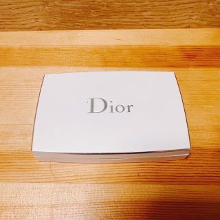 ディオール(Dior)のディオールスノウ　ファンデーション(ファンデーション)