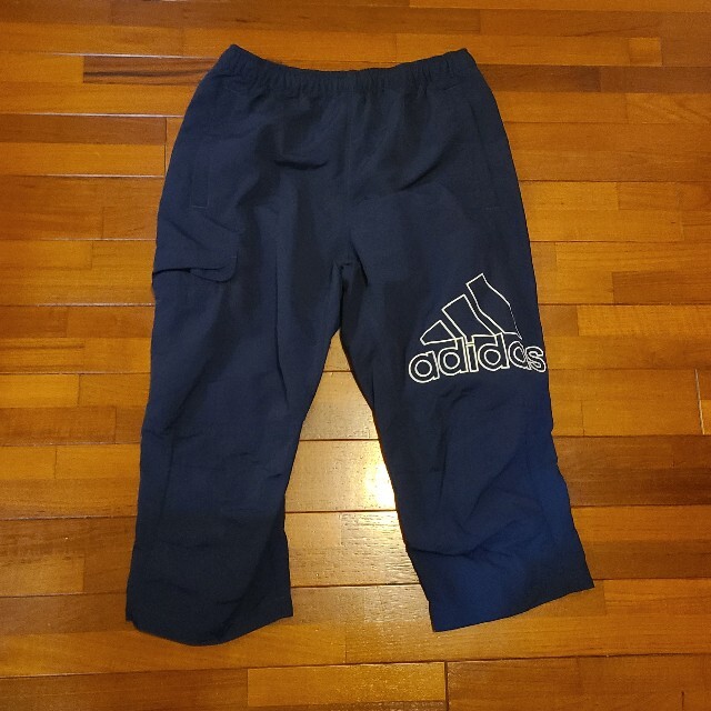 adidas(アディダス)のadidas　150  ハーフパンツ キッズ/ベビー/マタニティのキッズ服男の子用(90cm~)(パンツ/スパッツ)の商品写真