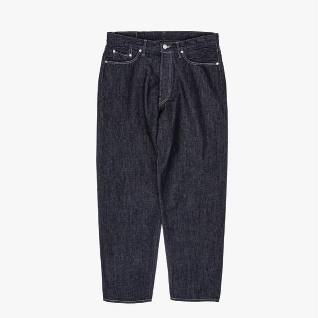 Colorfast Denim Two Tuck Tapered Pantsのサムネイル