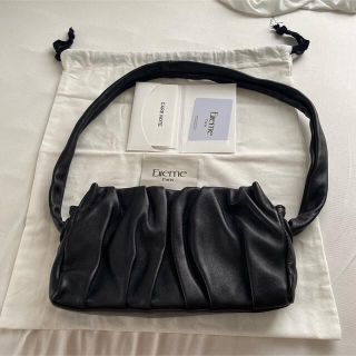 バーニーズニューヨーク(BARNEYS NEW YORK)のElleme VAGUE エレメ ヴァーグ バーグ(ハンドバッグ)