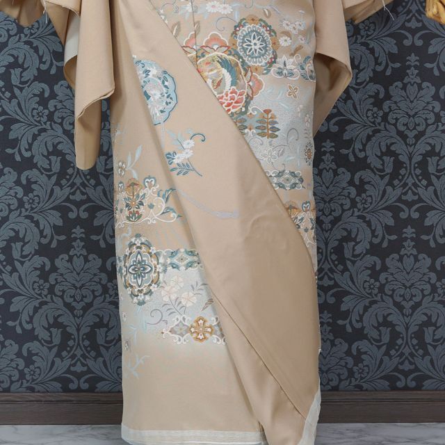 色留袖 金彩 金糸刺繍 丹後ちりめん 亜麻色 未仕立て 訳あり 在庫保管