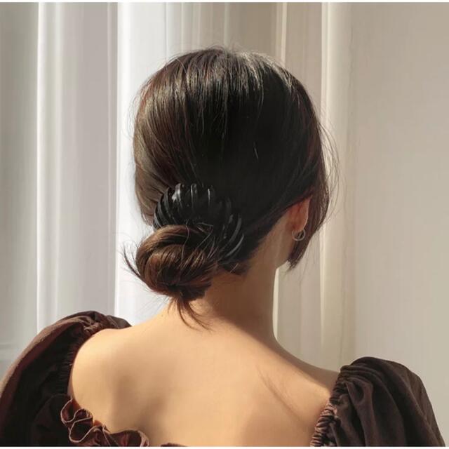 ヘアリング クロスヘアホルダー 鳥の巣ヘア クリップ レディースのヘアアクセサリー(バレッタ/ヘアクリップ)の商品写真