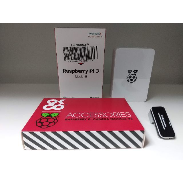 Raspberry Pi 3 B ＋ Camera Module V2