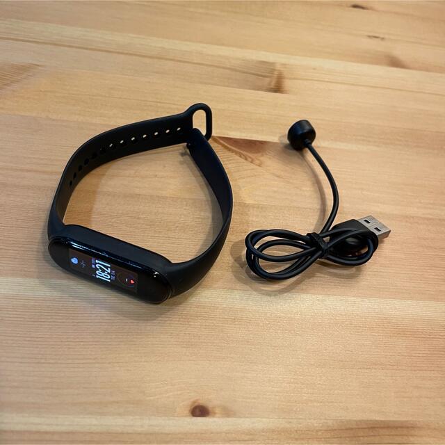 シャオミ ミーバンド Mi smart band 5 グローバル版 スマホ/家電/カメラのスマホアクセサリー(その他)の商品写真