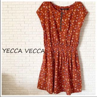 イェッカヴェッカ(YECCA VECCA)のYECCA VECCA　イェッカヴェッカ　ミニワンピース　花柄(ミニワンピース)