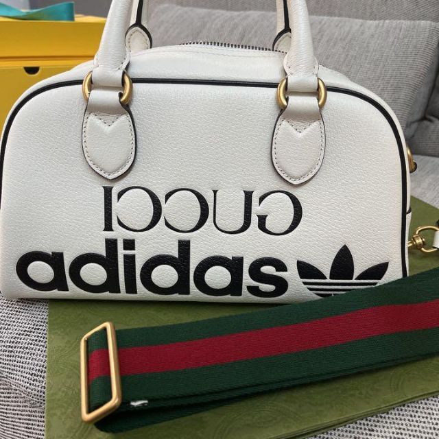 特価ブランド Gucci - Gucci adidas コラボ ミニダッフルバック