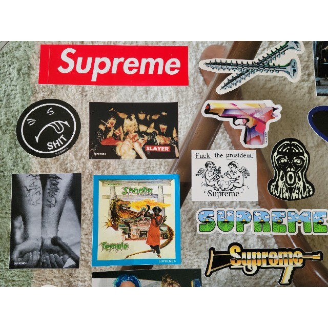 Supreme(シュプリーム)のSupreme 正規品 ステッカー 35枚セット メンズのファッション小物(その他)の商品写真