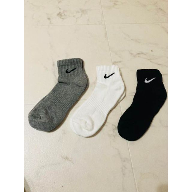 NIKE(ナイキ)の【匿名発送】ナイキ　靴下　6足　25〜27cm ❤️白　黒　グレー❤️ メンズのレッグウェア(ソックス)の商品写真