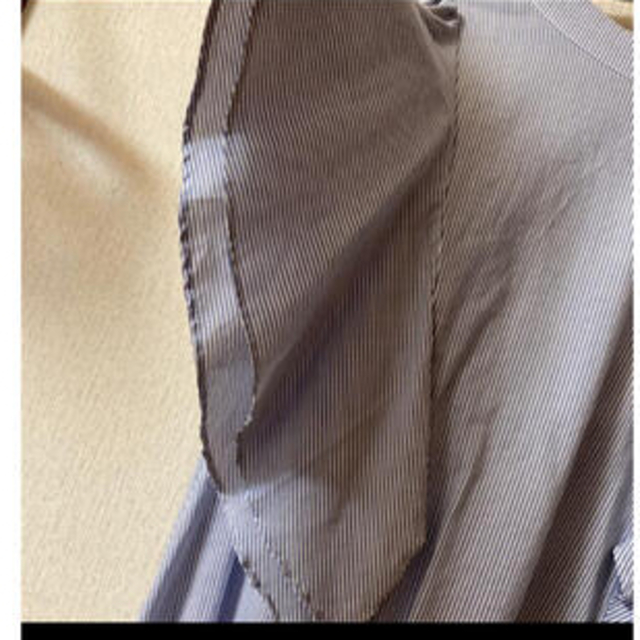 GRACE CONTINENTAL(グレースコンチネンタル)のグレースコンチネンタル 袖フリルブラウス レディースのトップス(シャツ/ブラウス(半袖/袖なし))の商品写真