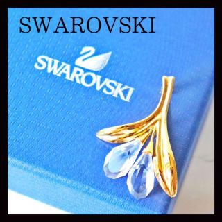 スワロフスキー(SWAROVSKI)の美品⭐️ Swarovski スワロフスキー　ゴールド　フラワー　ブローチ(ブローチ/コサージュ)